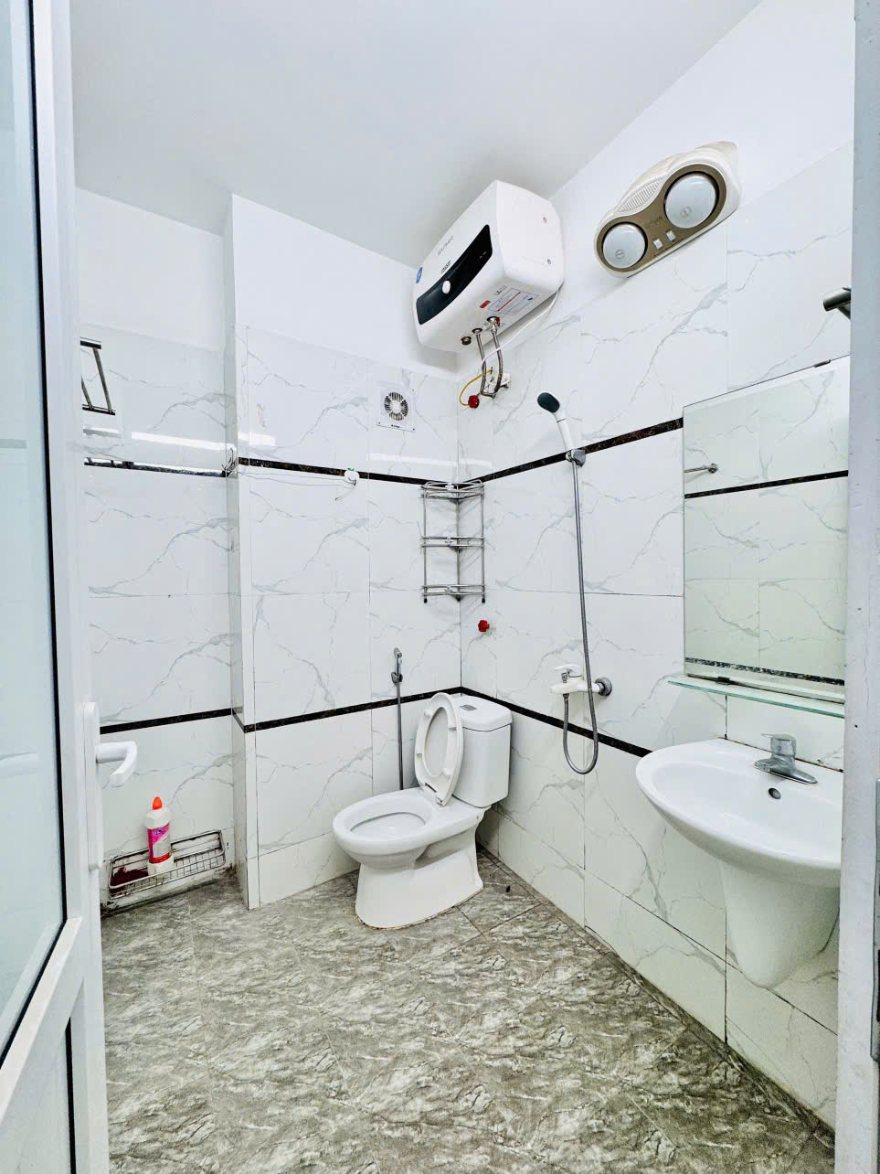 Cho thuê nhà Ngũ Nhạc 4 tầng x 30m2, 3 ngủ, 13 Triệu - Ảnh 4